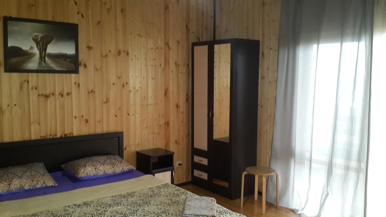 Black-House Pizunda Bagian luar foto