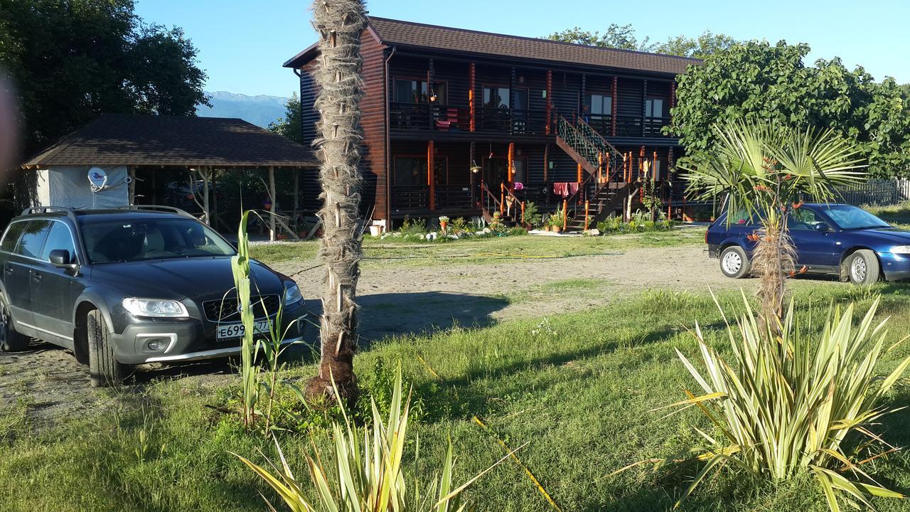 Black-House Pizunda Bagian luar foto