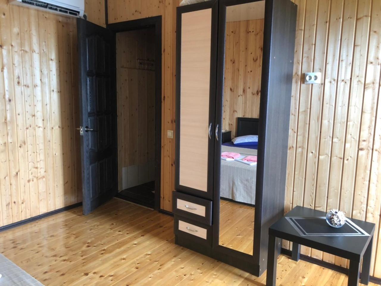 Black-House Pizunda Bagian luar foto